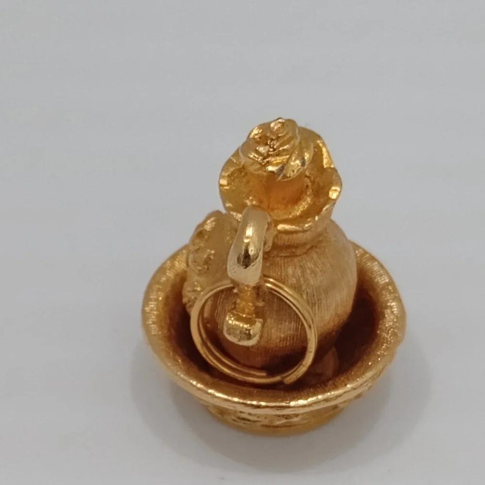 Vintage‎ Avon Gold Tone Rose Pitcher in Basin Charm Miniature Jug Pendant Signed